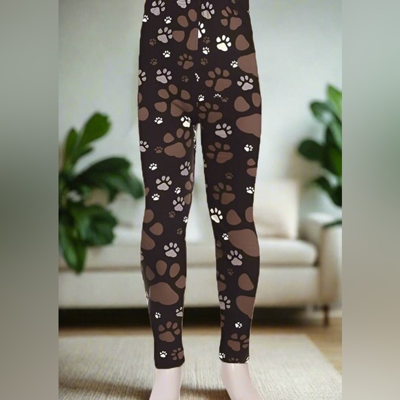 Small NEW Girls Dog Paw Leggings, Kids Soft Yoga Pants, Mom and Me Leggings - Picture 5 of 8